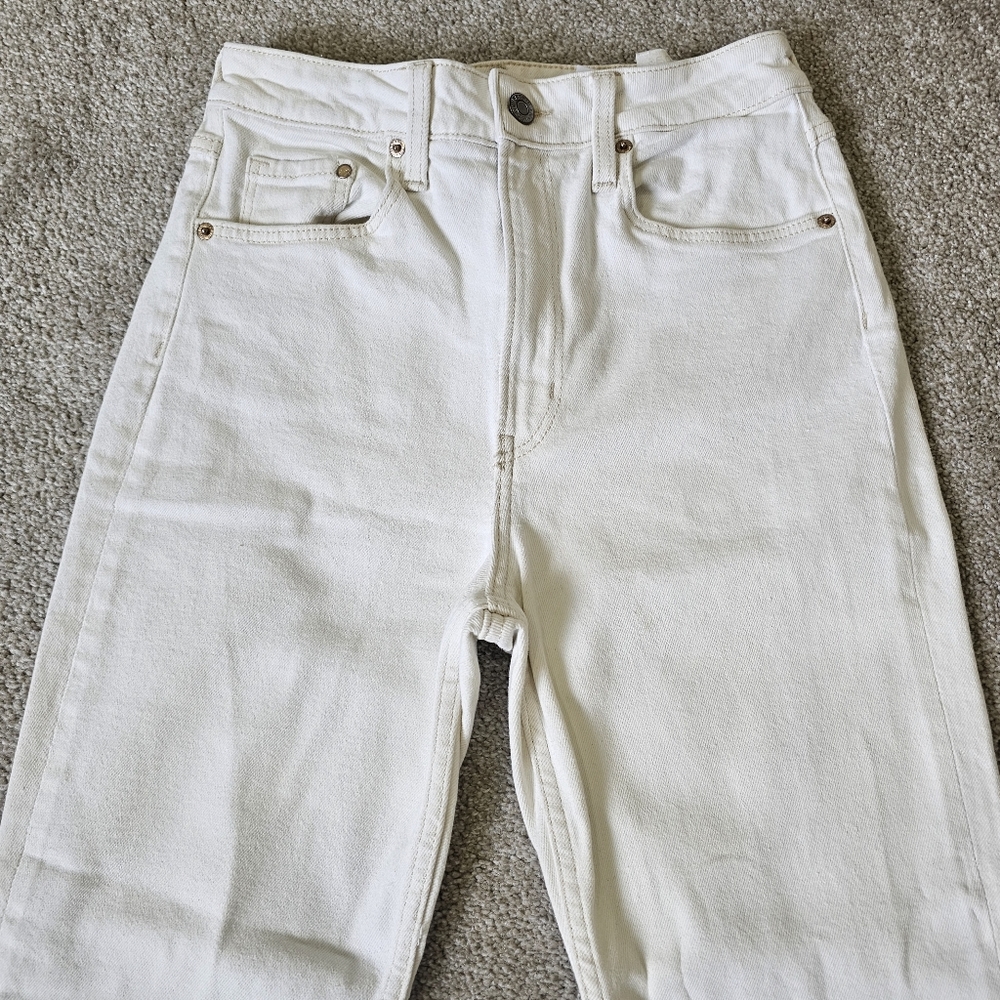 H&M Vintage Slim Highwaisted Denim Size 4